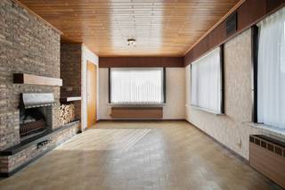 Op zoek naar een renovatieproject in een rustige, groene omgeving? In de Rozenlaan bevindt zich deze te renoveren woning op een mooi perceel,...