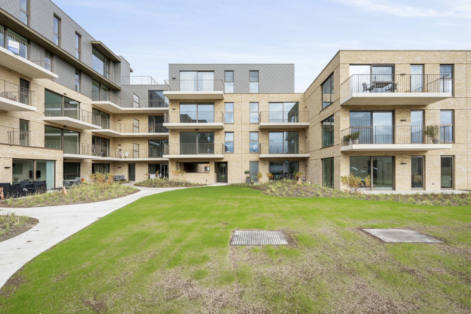 Apartment for sale in Veurne with 2 bedrooms - photo 5