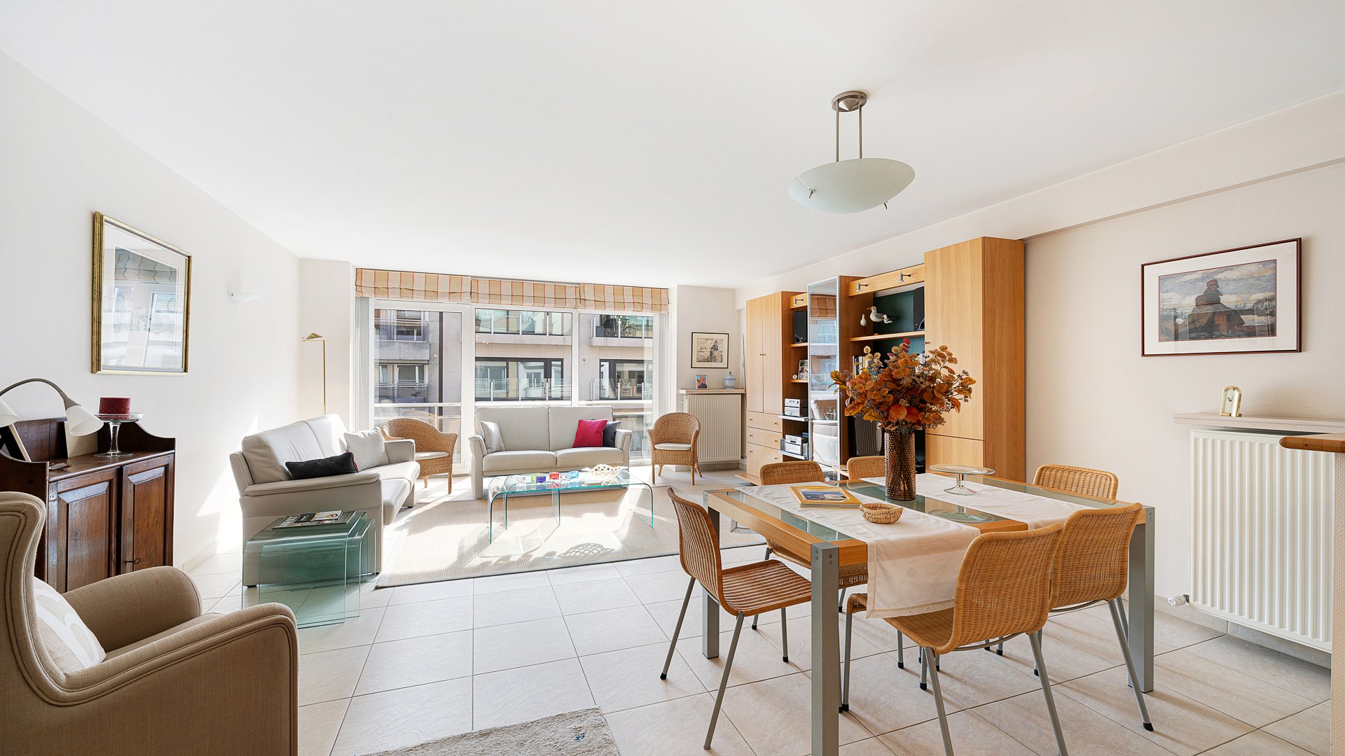 Groot twee slaapkamer appartement vlakbij het strand van Knokke - mogelijkheid tot staanplaats - foto 5