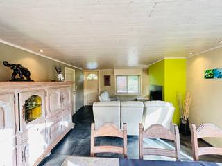 Langemark-Poelkapelle: rustig gelegen woning met garageIndeling: inkomhal, bureau of slaapkamer, berging, living, keuken, wasruimte, garage en...