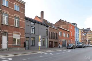 Op zoek naar een slimme investering of een ideale uitvalsbasis voor studerende kinderen? Deze unieke triplex studio, gelegen aan de Brouwersstraat...