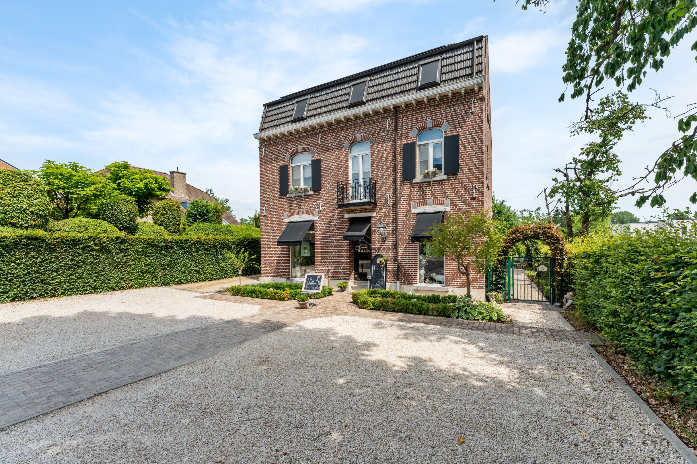 Karaktervolle herenwoning met charme, ruimte en mogelijkheden - foto 2