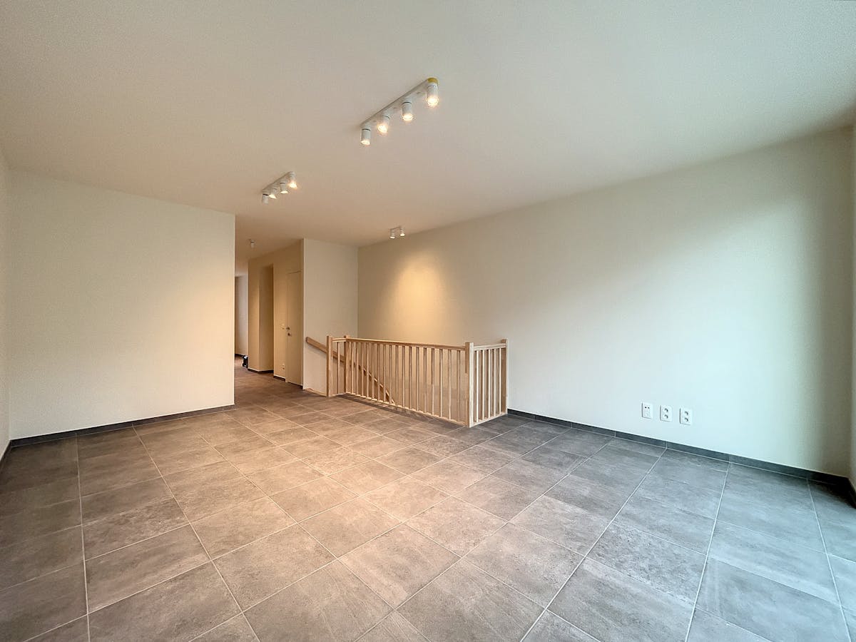 Unique 3 bedroom duplex apartment for rent in Knokke - photo 2