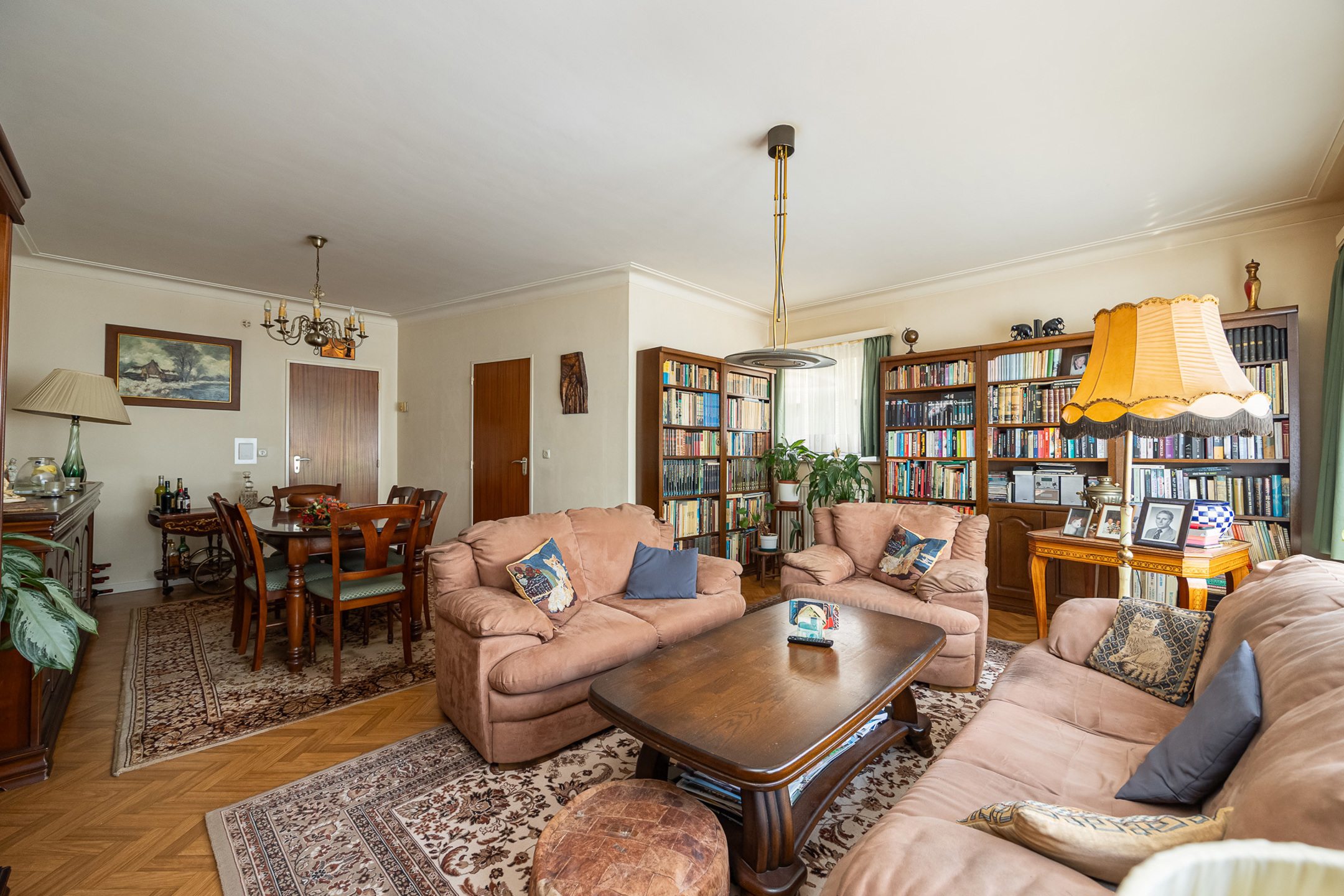 BERCHEM - Appartement met terras en garagebox - foto 3