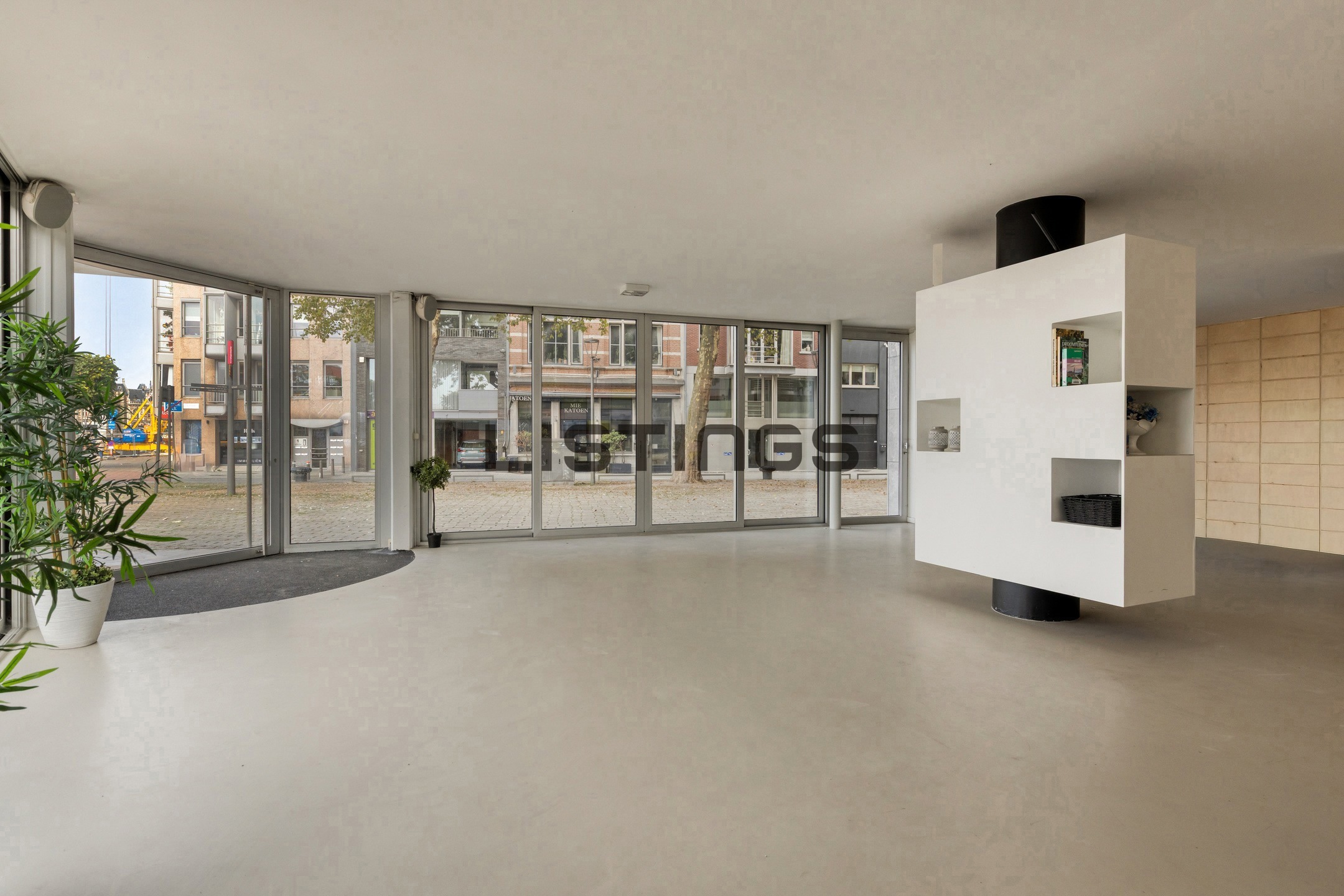 Duplexshowroom met kantoorruimte op zichtlocatie. - foto 5