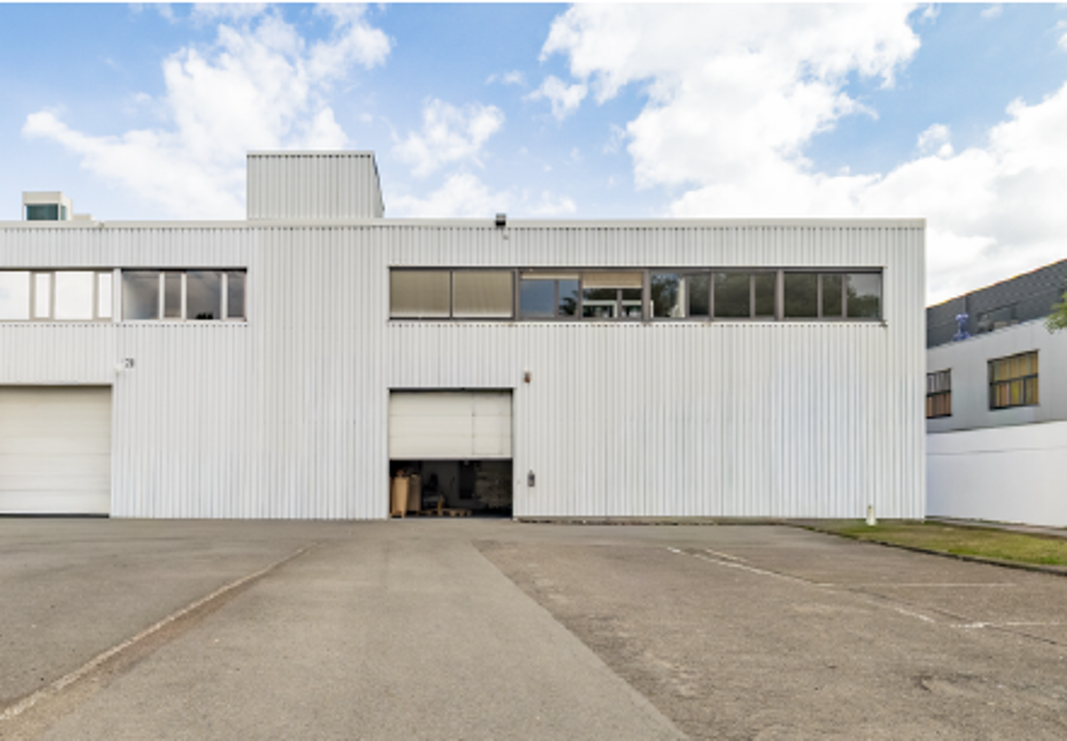 Commercial for rent in Zaventem - photo 1