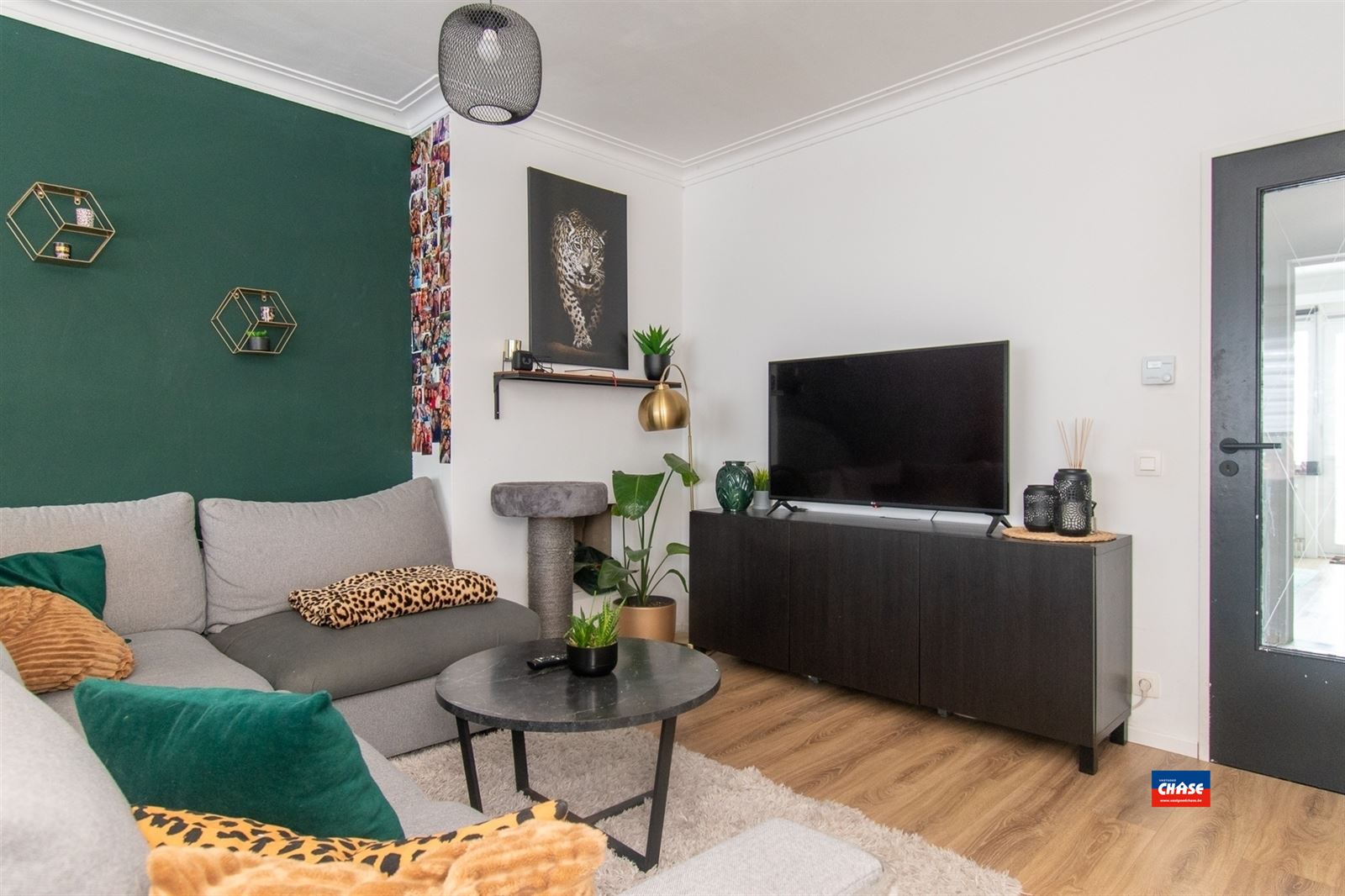 Instapklaar 2-slaapkamer appartement met terras - foto 2