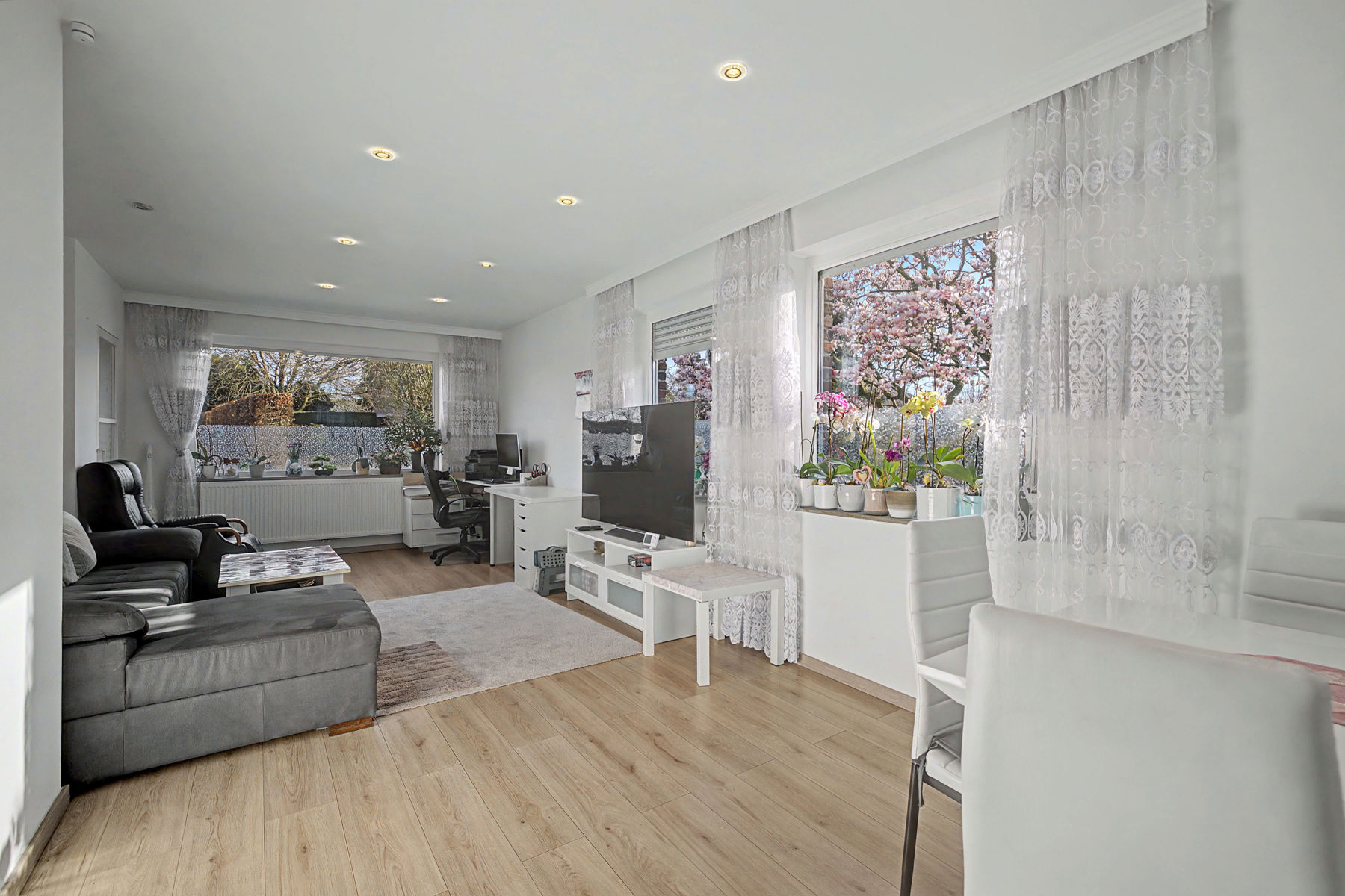 Charmante gerenoveerde half-open bebouwing met mooie tuin - foto 4