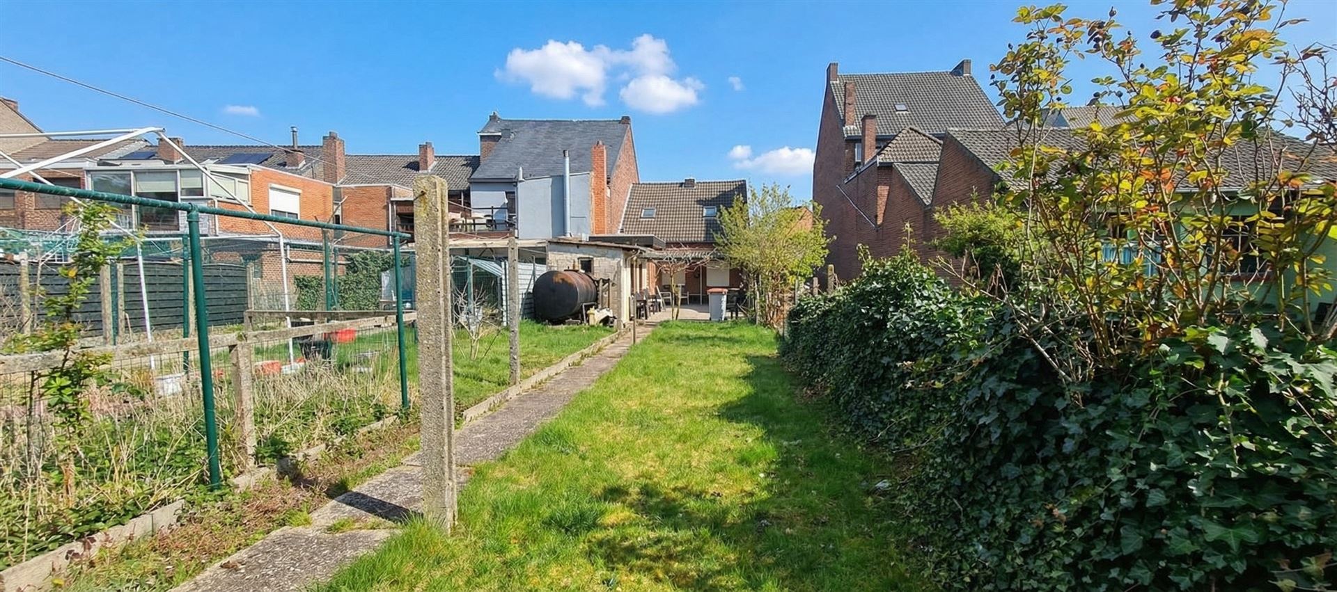 Te renoveren woning met 3 slaapkamers  - foto 4