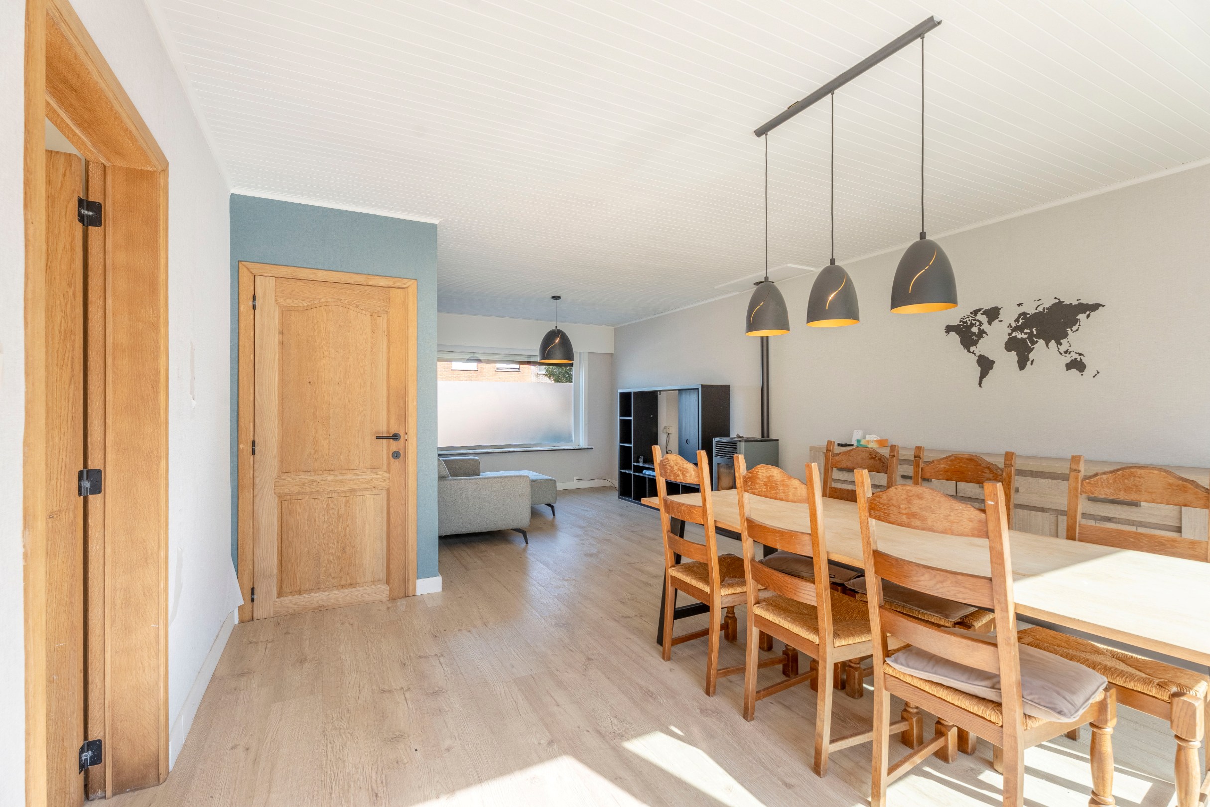 RUIME WONING MET 4 SLAAPKAMERS IN DEERLIJK - foto 4