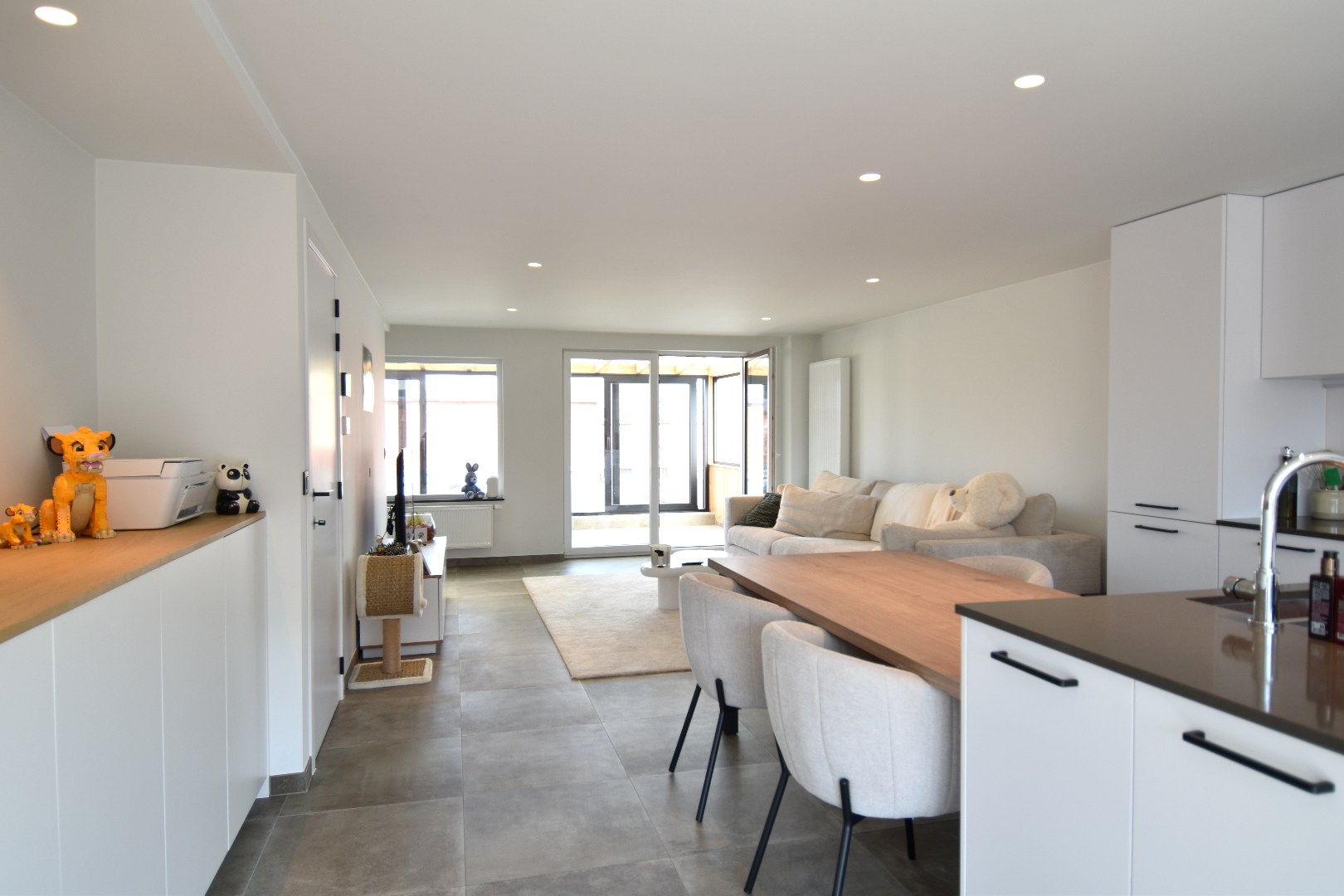 Recent vernieuwd duplexappartement met uitzonderlijke opslagruimte (144 m²) in rustige woonwijk nabij De Gavers - foto 4