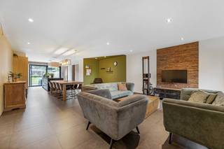 Energiezuinige instapklare gezinswoning met 4 slaapkamers.Ben je op zoek naar een energiezuinige instapklare gezinswoning in het landelijke Viersel?...