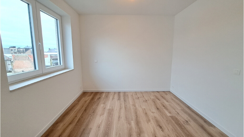 Recent 2-slaapkamerappartement met TERRAS en CARPORT te huur in Brugge - foto 5