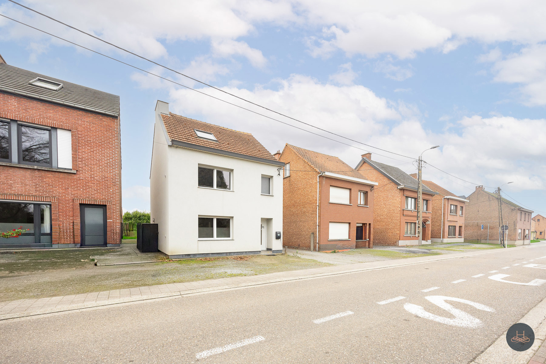 Ruime moderne woning met 4 slaapkamers - foto 2