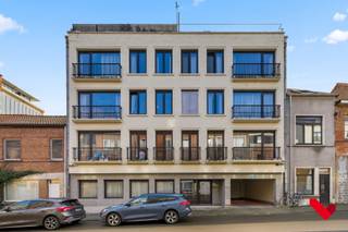 De studio is achteraan het gebouw gelegen, wat zorgt voor extra privacy en een aangename woonomgeving weg van het stadsverkeer. Bovendien beschikt...