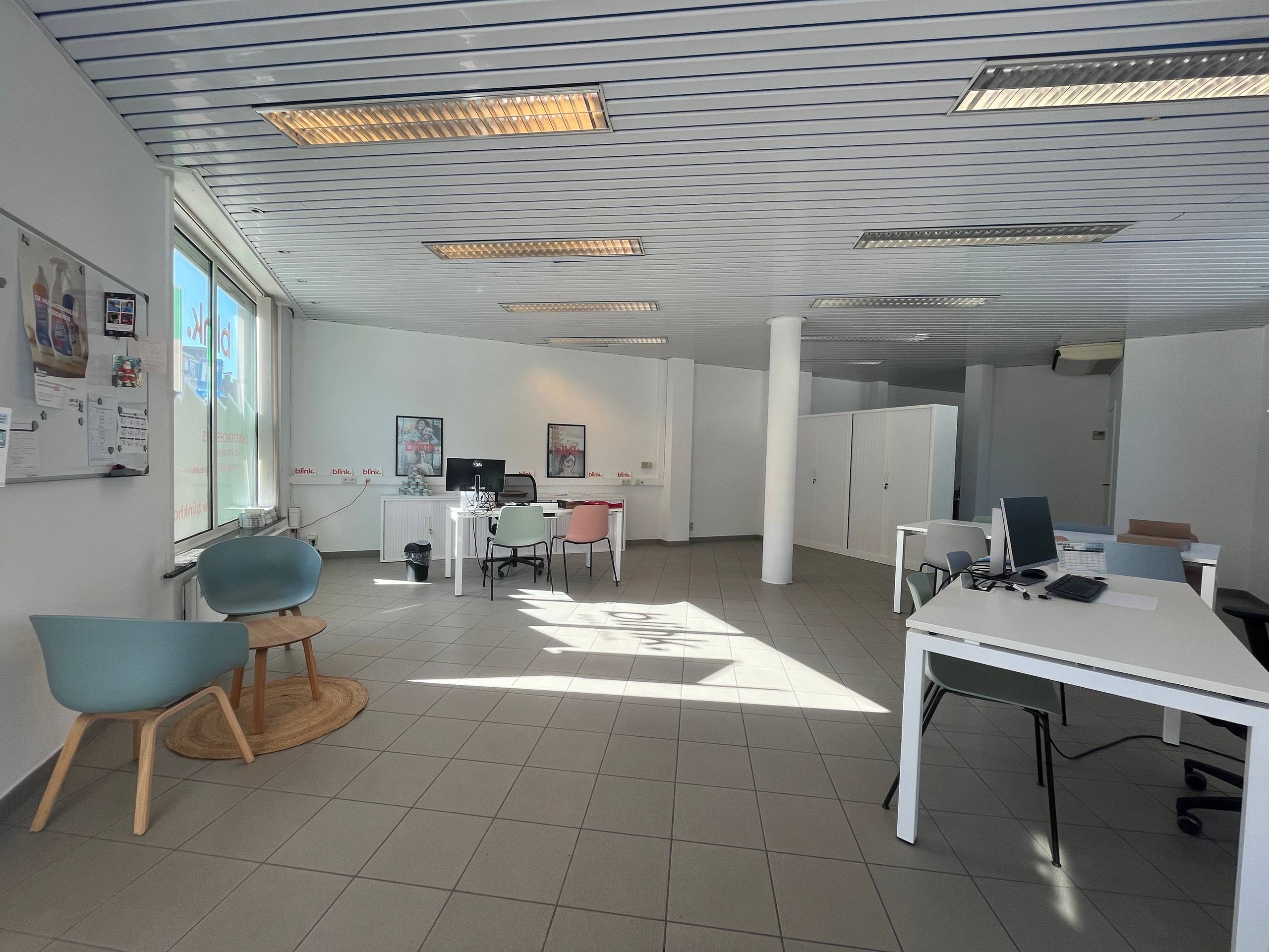 Kantoor met hoekligging nabij het centrum van Roeselare - foto 4