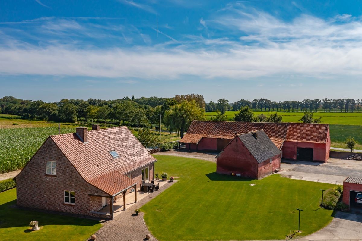 Prachtige hoeve te koop te Kruishoutem op 1,75 ha - foto 4