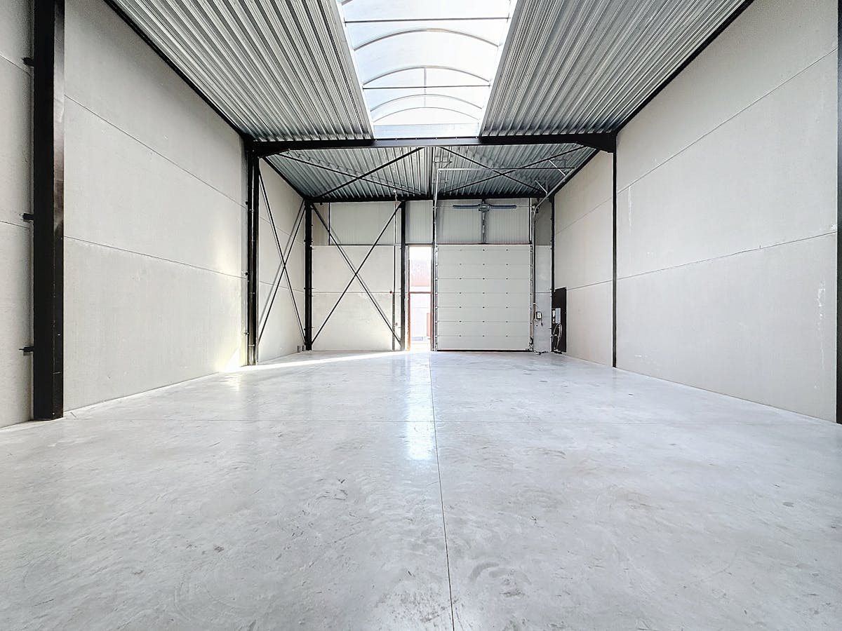 Entrepôt à louer dans le cadre du nouveau projet de construction Stuyf à Izegem - photo 4