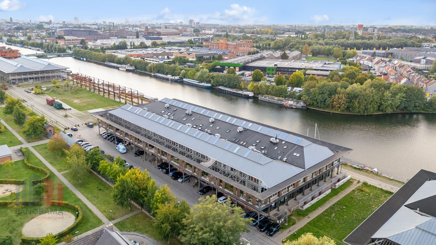 High-end kantoorruimte van 156 m² in de voorhaven van Gent - foto 1
