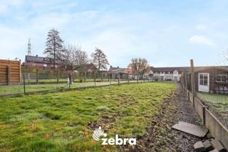 Bij de verkoop van deze woning wordt gewerkt met een START VANAF PRIJS.Elk prijsvoorstel hoger dan deze start vanaf prijs wordt voorgelegd aan de...