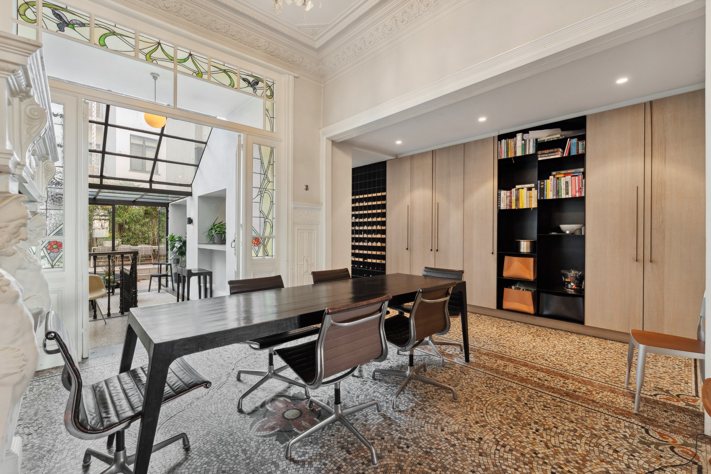 Herenhuis uit 1912 met terrastuin op toplocatie - foto 3