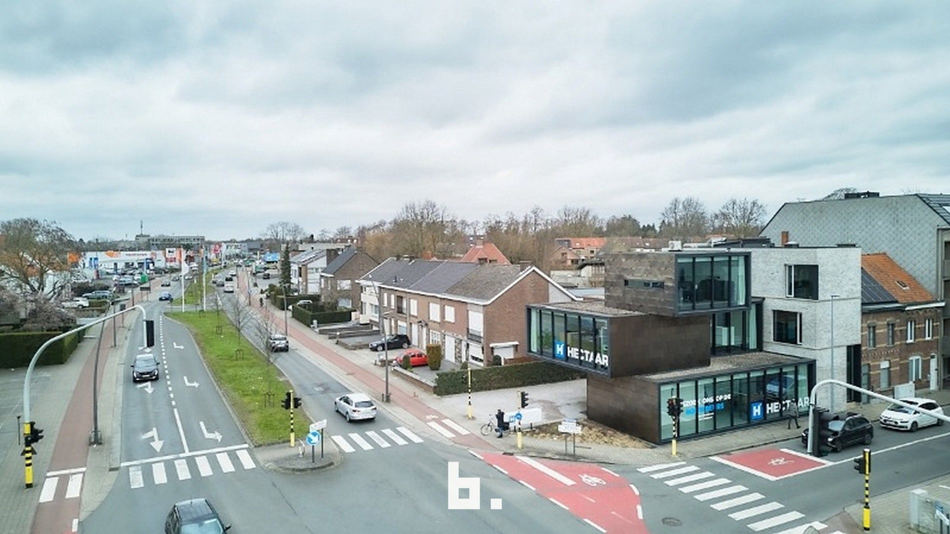 Hypermodern kantoorgebouw te koop in Roeselare - foto 1