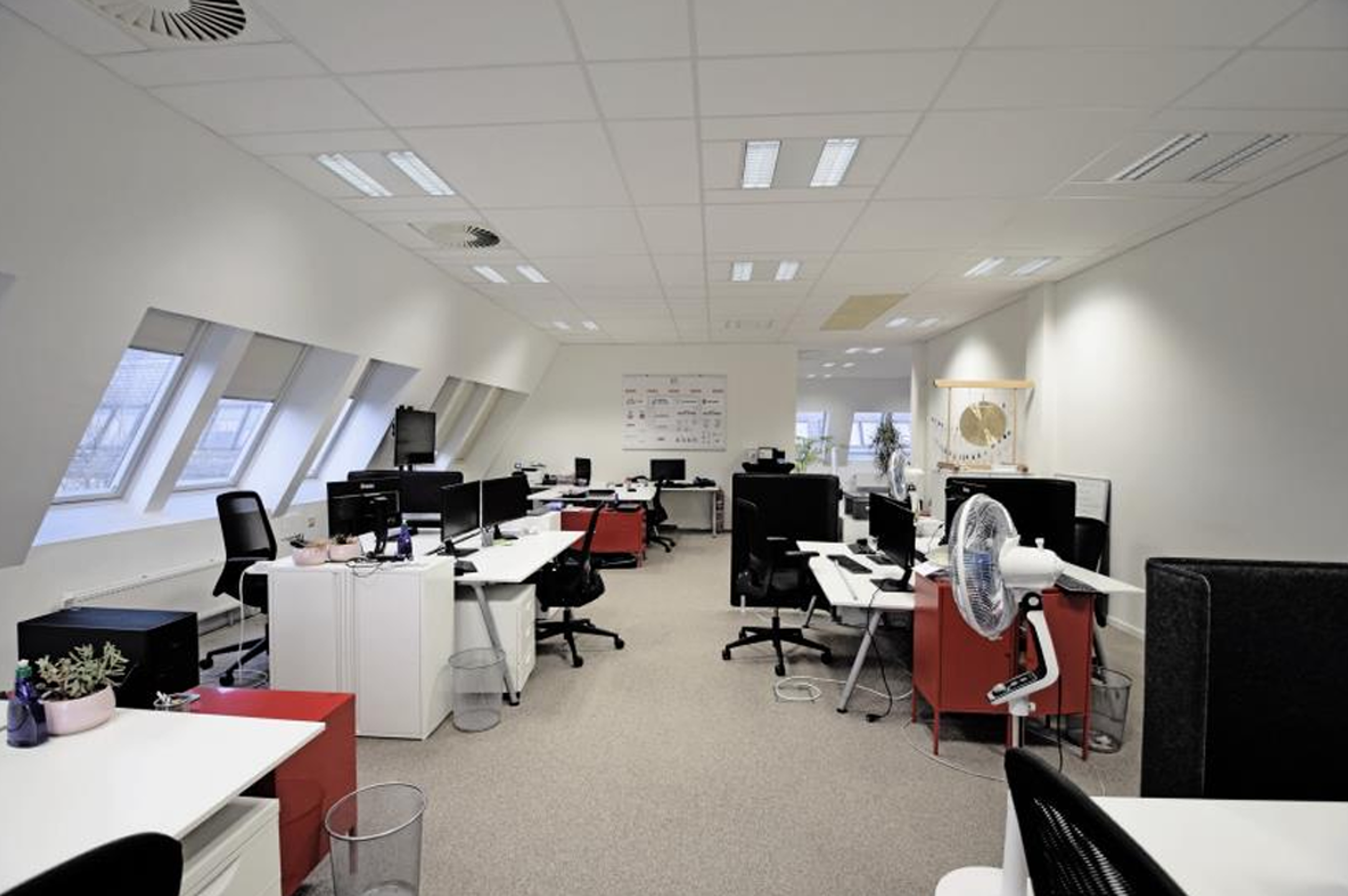 Commercial for rent in Antwerp - photo 4