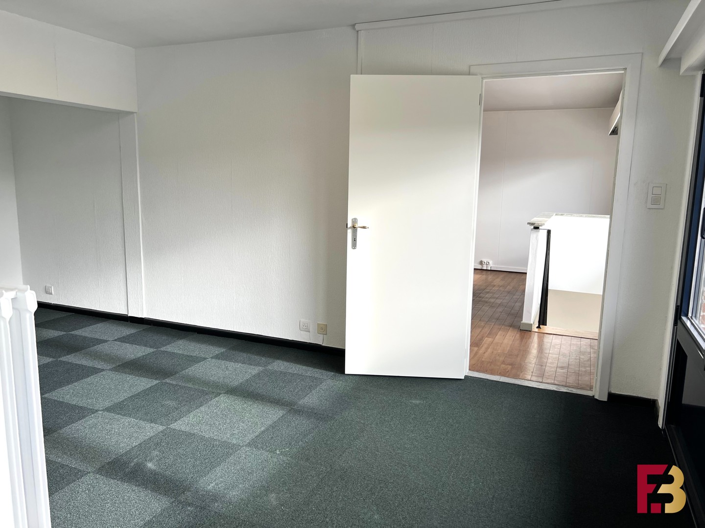 Kantoorruimte met woongedeelte nabij E40/E17/R4 - foto 5