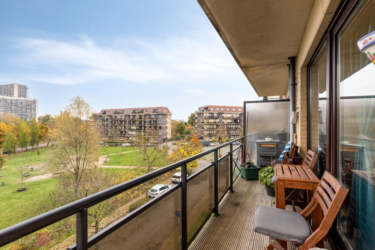 Spacious and Bright Apartment with Two Terraces and a View of the Pond Park in Anderlecht 🌿 - photo 1