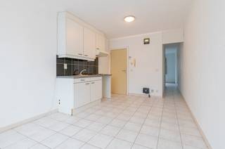 Ben je op zoek naar een gelijkvloers appartement met mogelijkse garage in Stekene? Lees hier dan zeker even verder!GLV: achteraan op het perceel...