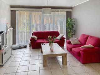 Op zoek naar een gelijkvloers appartement nabij winkels, invalswegen, scholen, openbaar vervoer,... dan is dit een unieke kans. <br />Indeling : hall, 2 slaapkamers, apart toilet, badkamer, berging, lichtrijke leefruimte met open keuken, 2 terrassen, staanplaats.<br />Voor meer info mail vero@berno.be of bel 052/20 24 40