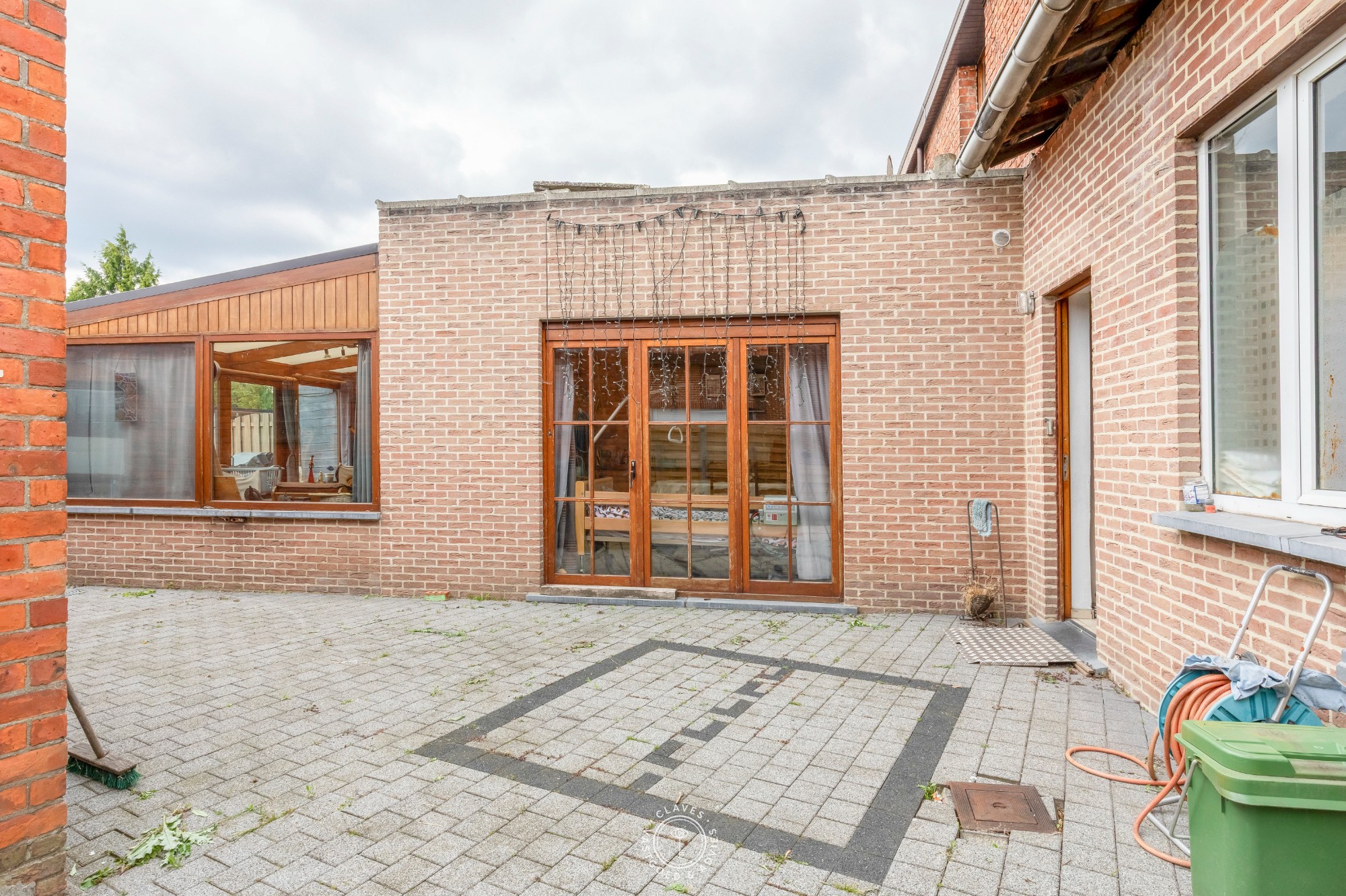 Gezinswoning met praktische indeling en ruime tuin - foto 4
