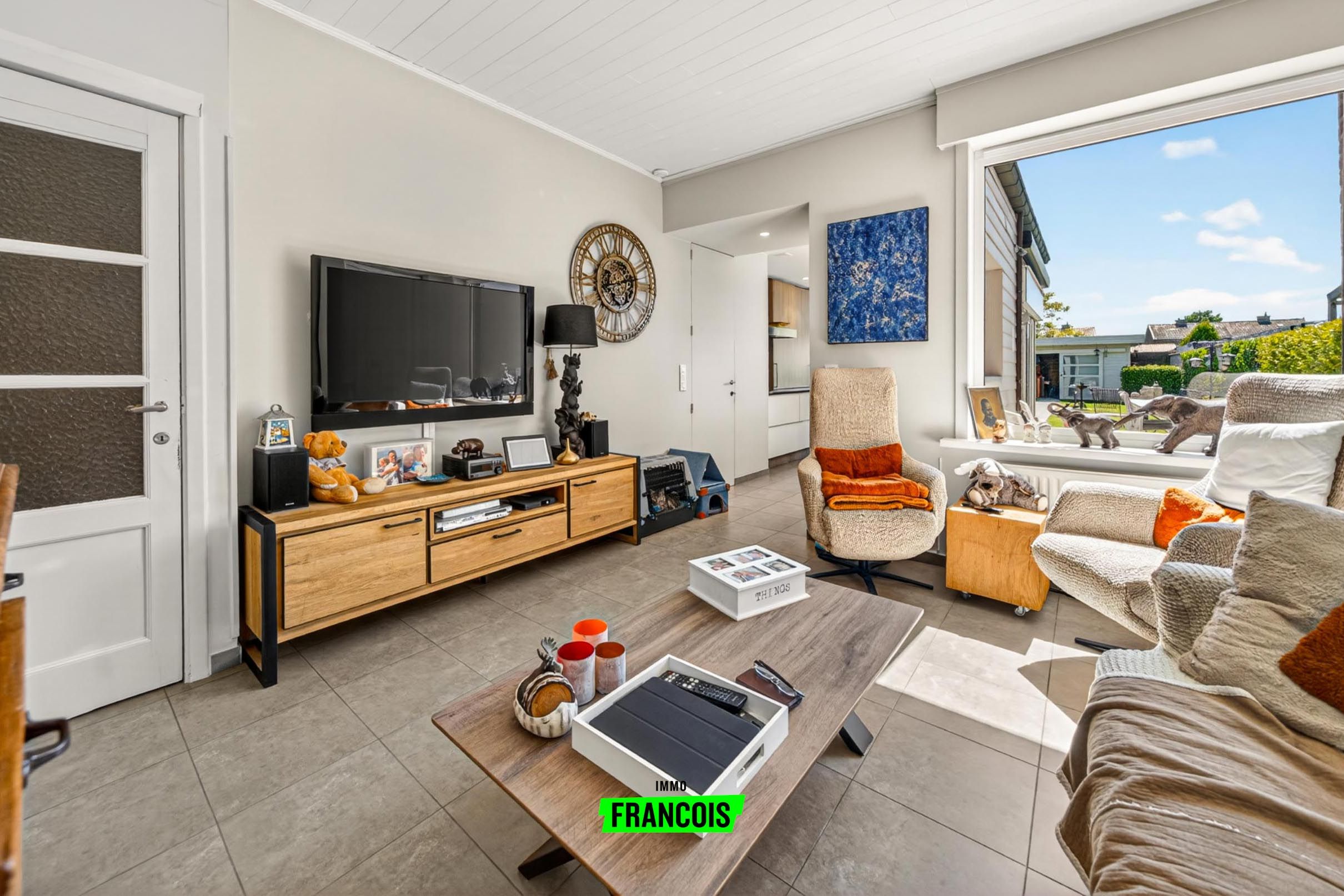 Instapklare woning met 3 slaapkamers, garage, en tuin in Wevelgem te koop! - foto 5