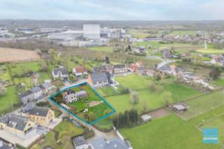 Te koop in Erpe : perceel grond van 18 are gelegen in woongebied met een straatbreedte van 44m.Dienst stedenbouw geeft mondeling akkoord voor...