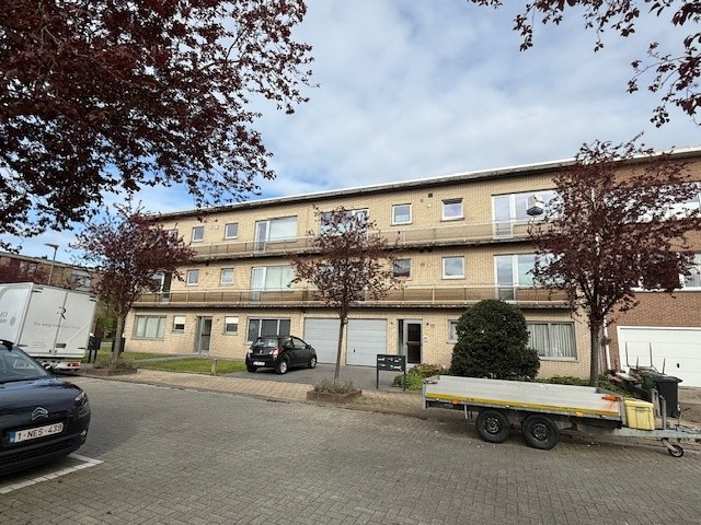 Helemaal gerenoveerd appartement in Hoevenen - foto 2