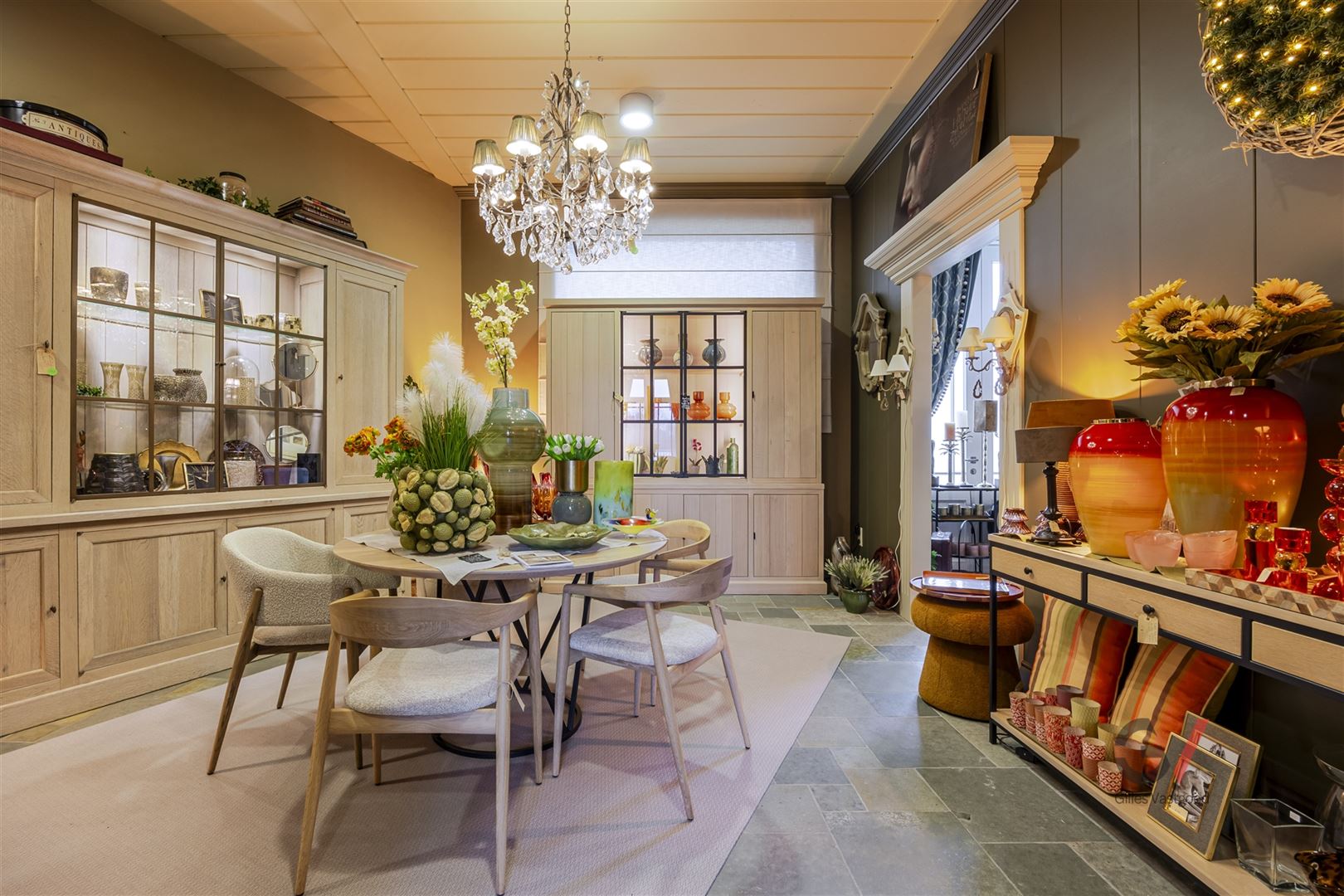 Commercieel gebouw op toplocatie - foto 5