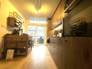 Instapklaar ruim appartement in centrumIn het hart van Dendermonde komt vanaf 1 januari 2026 een bijzonder ruim appartement beschikbaar, gelegen op...