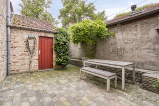 Discover this unique house for sale in bustling Bruges, specifically in the popular Saint Anne Quarter. This property offers an excellent...