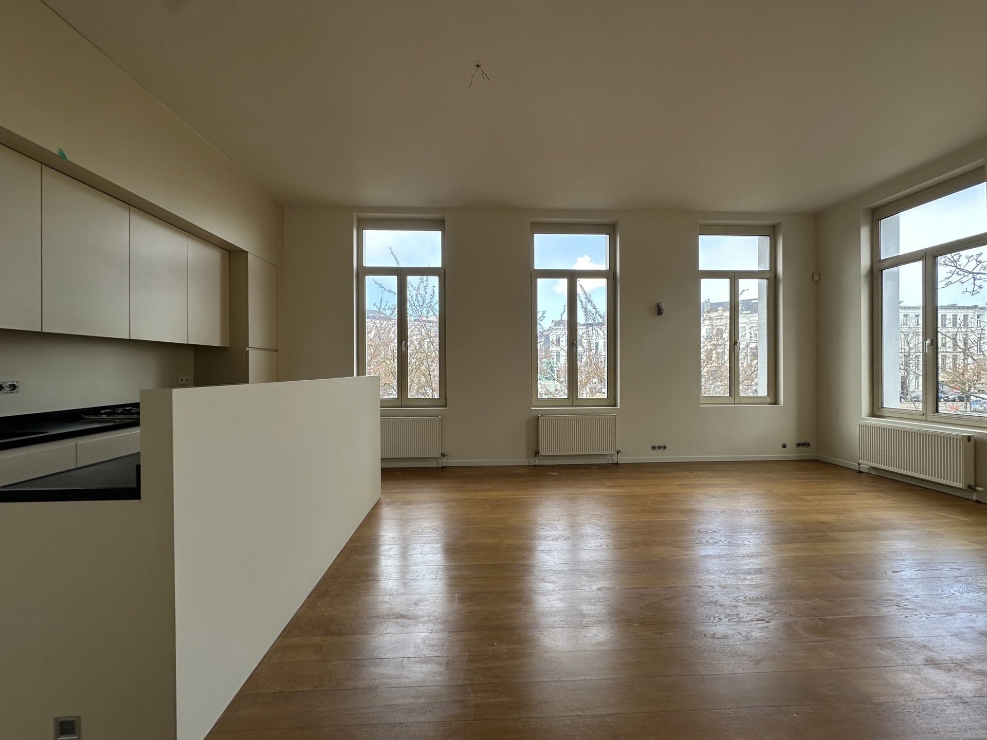 Apartment for rent in Antwerp with 2 bedrooms - photo 2