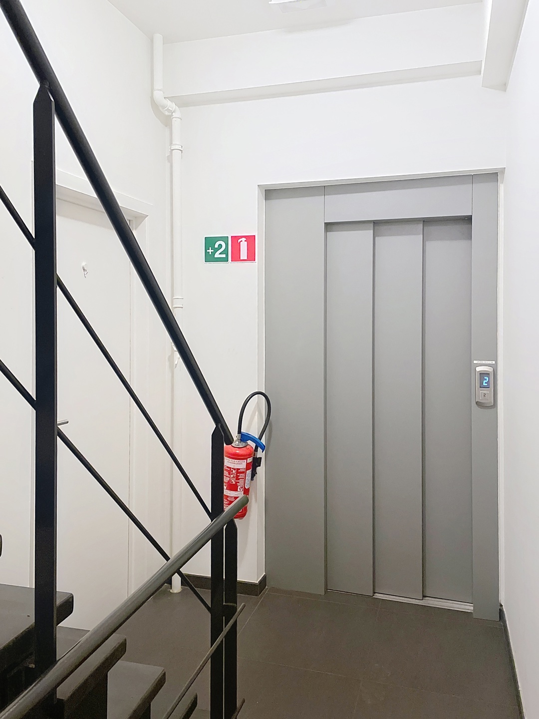 Instapklaar appartement met lift en uitstekende ligging - foto 2