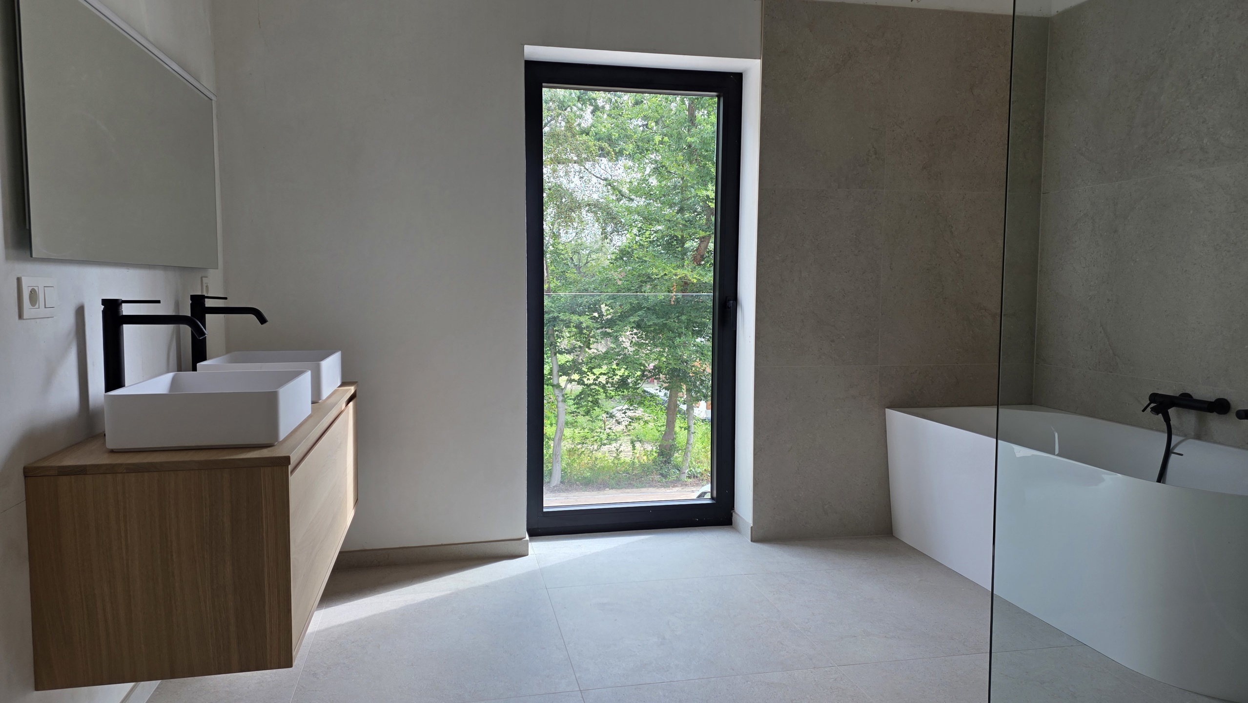 Een vrijstaande nieuwbouwwoning op ca. 538 m² grond - foto 5
