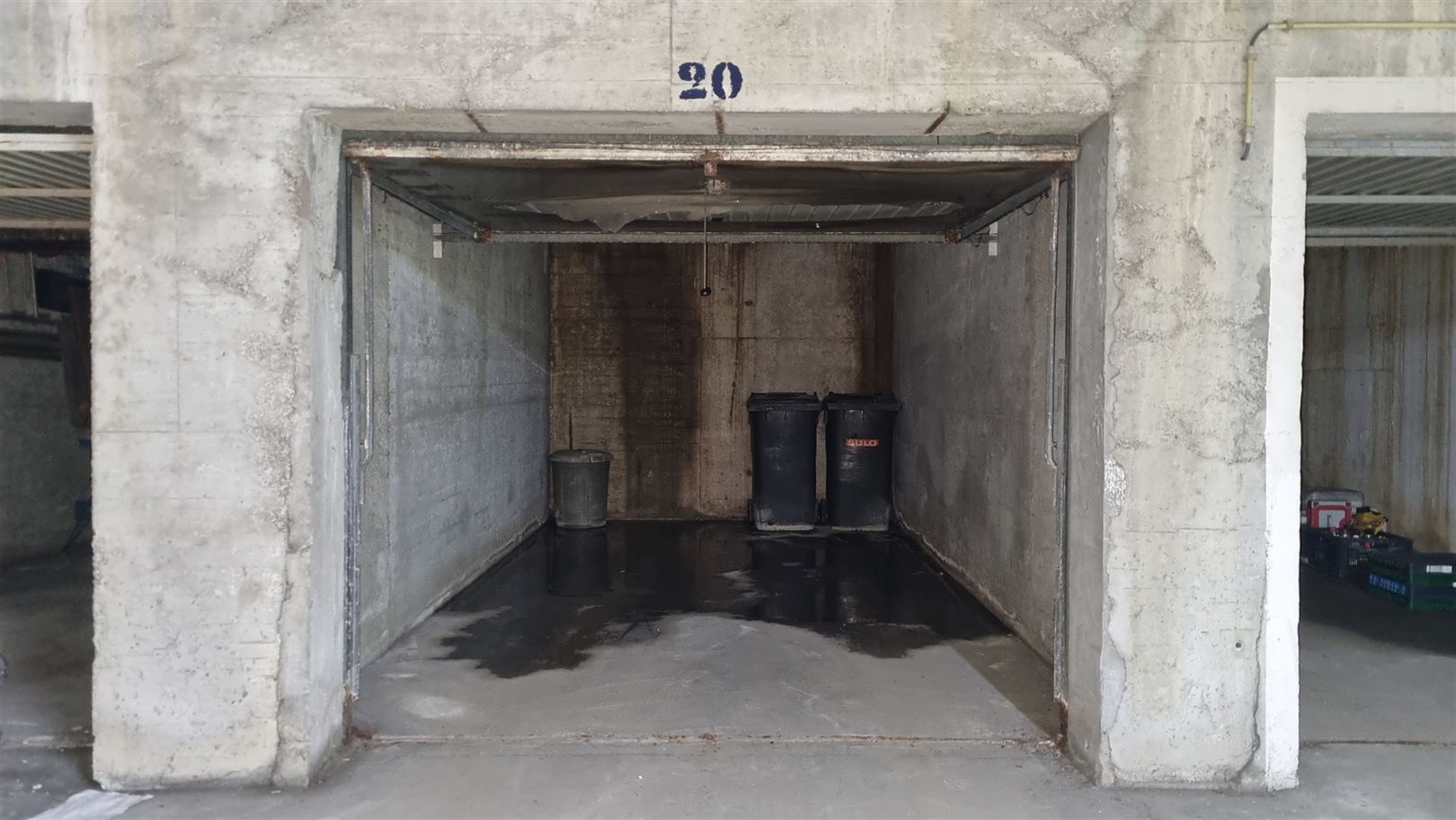 Parking intérieur - photo 2