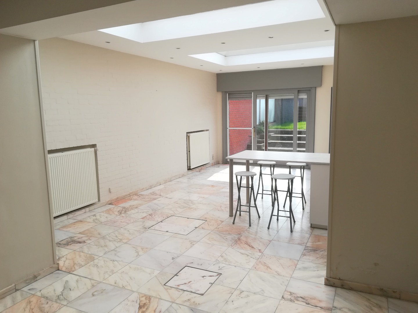 Maison à louer à Lauwe avec 4 chambres - photo 3