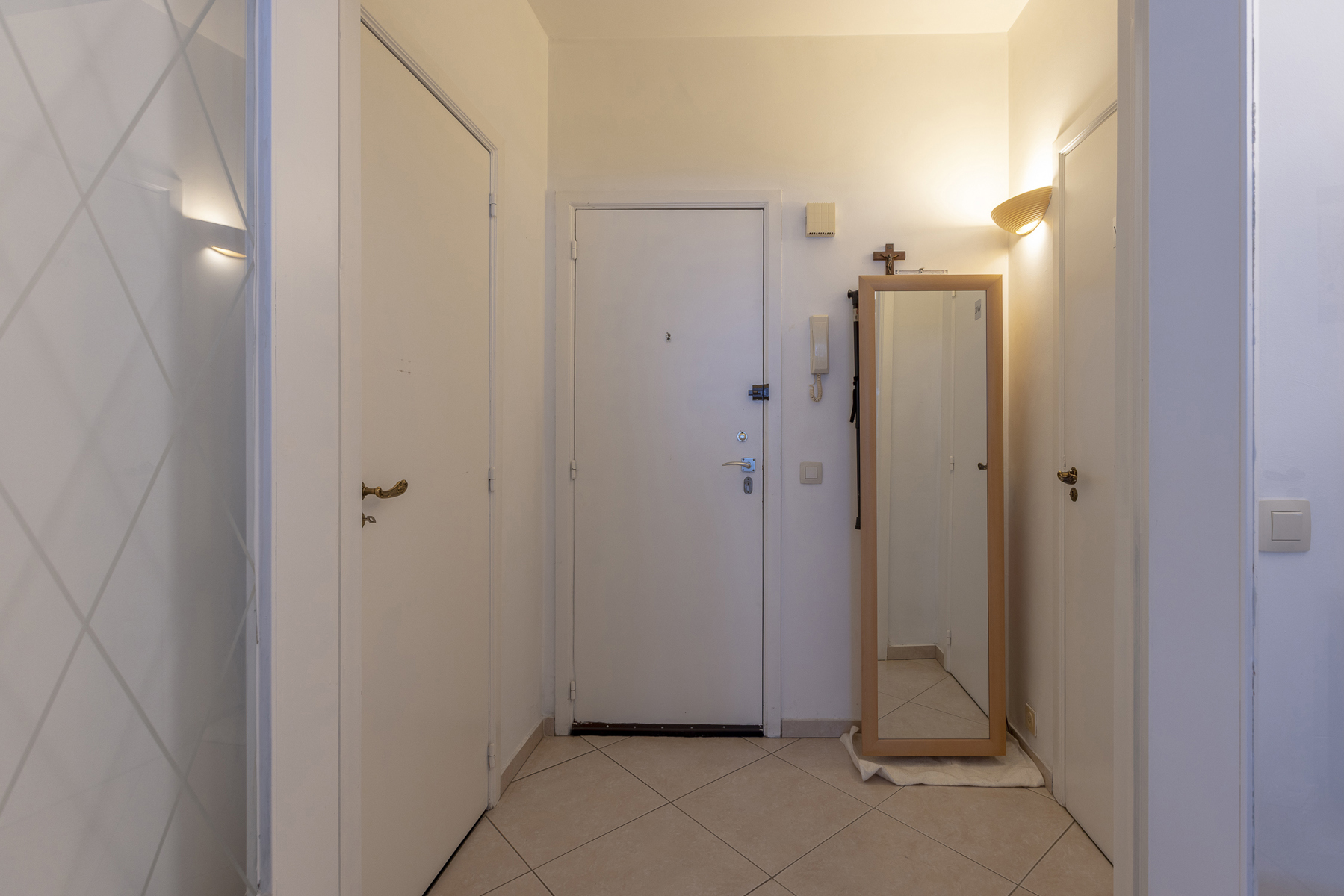 Verzorgd gelijkvloers appartement met één slaapkamer  - foto 4