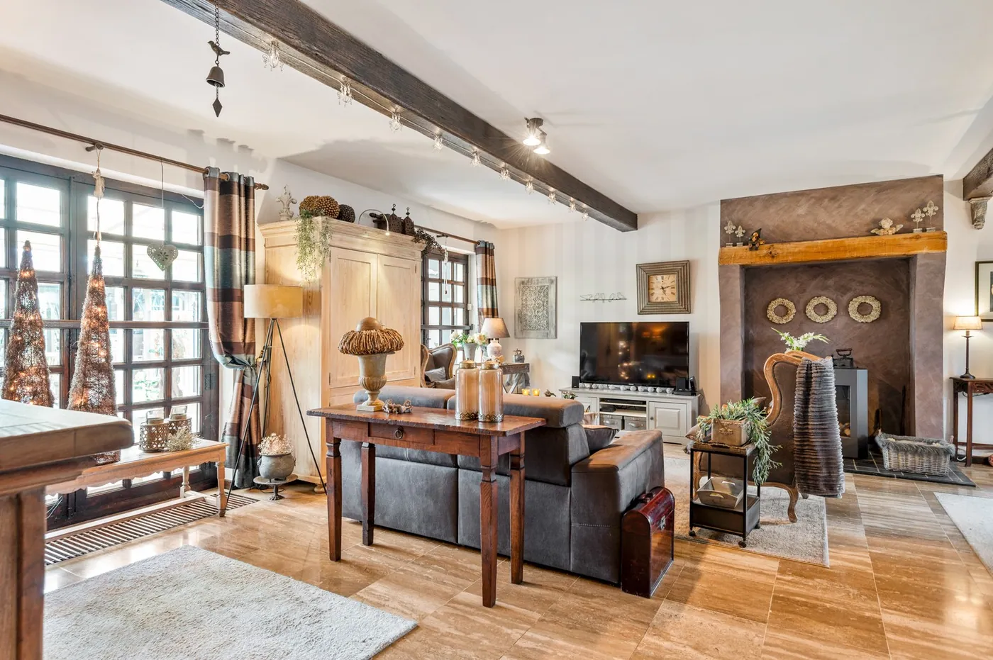 Charmante woning met 4 slaapkamers, grote tuin en dubbele garage - foto 5