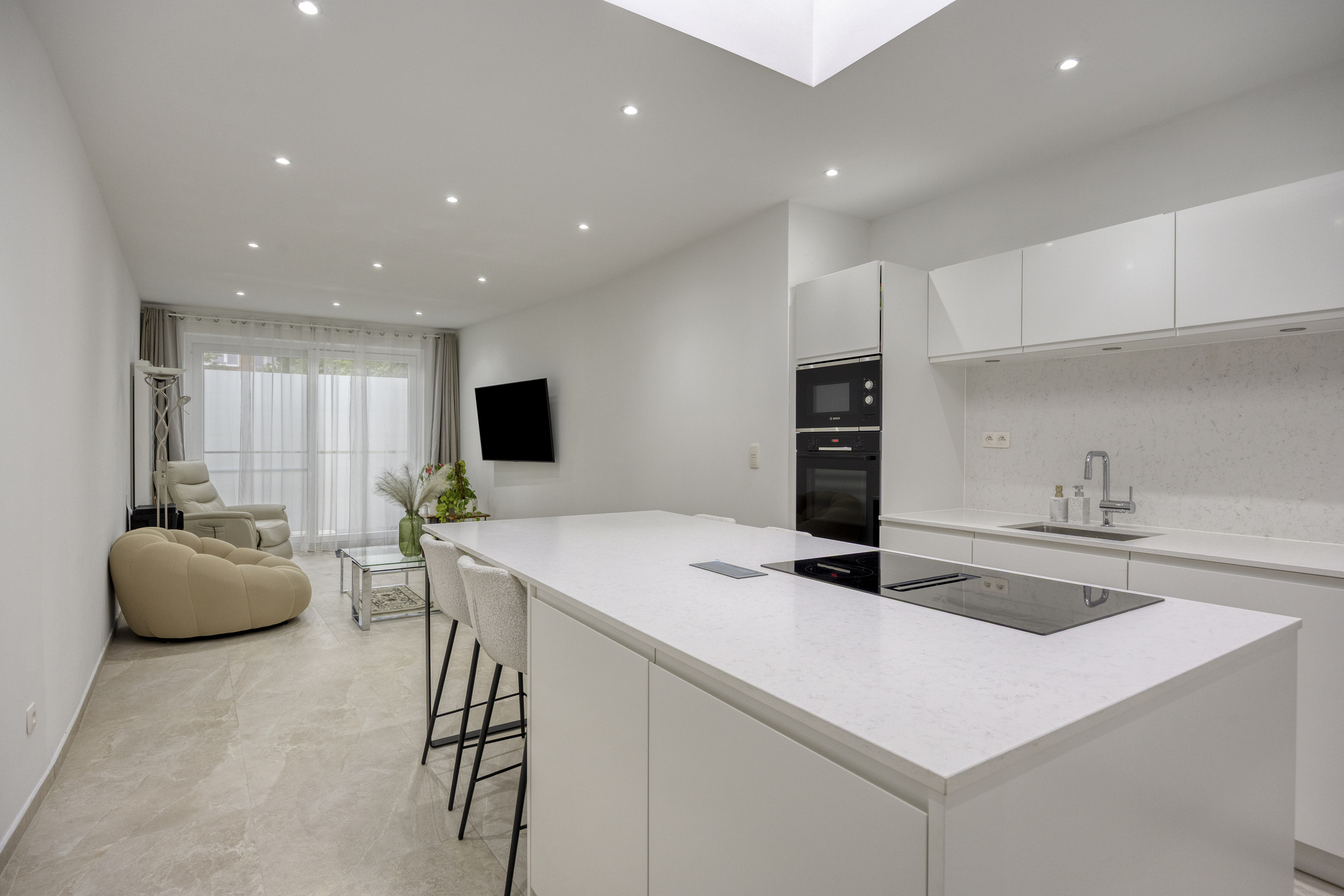 Ruime gerenoveerde woning in centrum Willebroek - foto 5