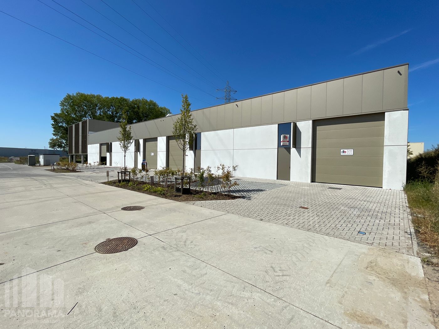 Instapklare KMO-unit 346 m² te koop - bedrijvenpark "BAZUIN" - foto 2