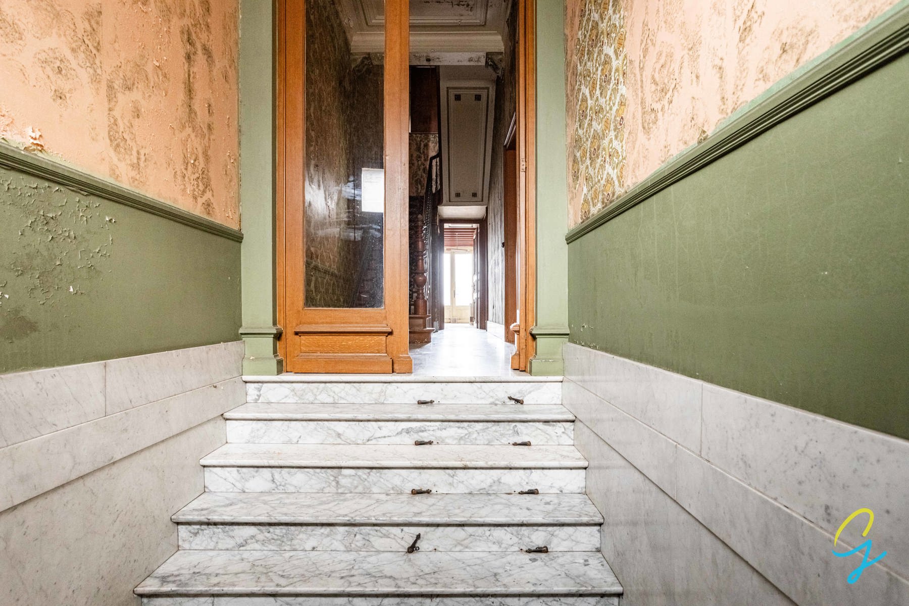 Vergund renovatieproject voor 4 appartementen - foto 1