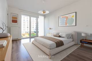 "City Dox (ANDERLECHT) - Prachtige locatie aan het kanaal, in een rustige nieuwe wijk met gemakkelijke toegang tot alle voorzieningen en dicht bij...