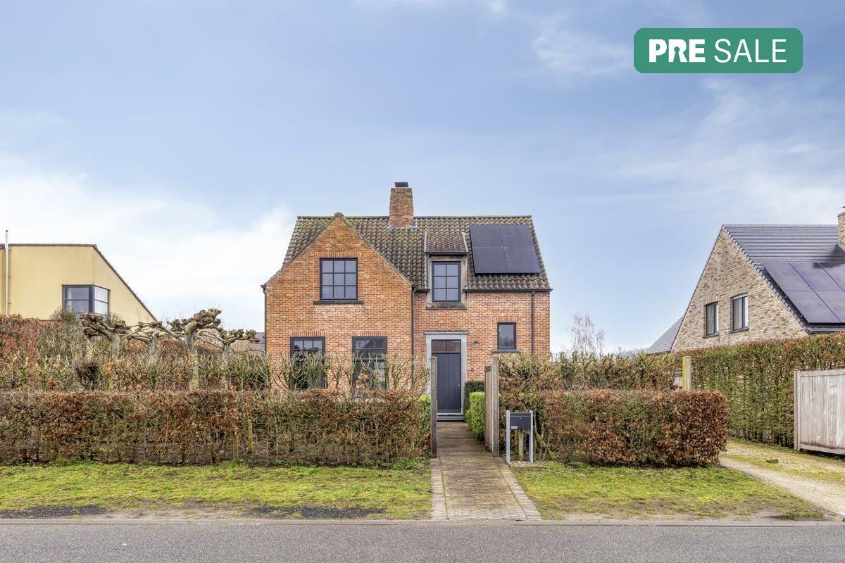 Unieke villa met landelijk karakter in een rustige omgeving nabij Aalter - foto 1